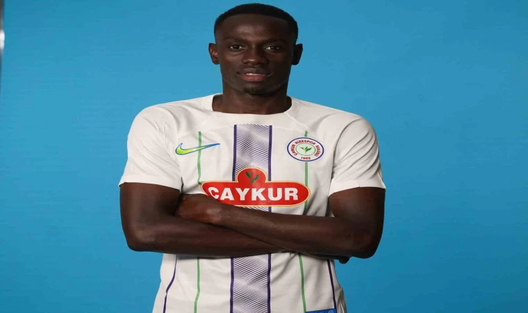 Çaykur Rizespor, Oumar Diouf’u kadrosuna kattı