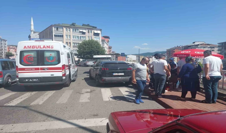 Kdz.Ereğli’de otomobil ile motosiklet çarpıştı: 2 yaralı