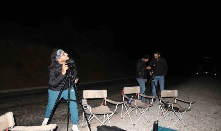 Tokat’ta meteor yağmurunu çekmek isteyen fotoğrafçılar bulutlara takıldı