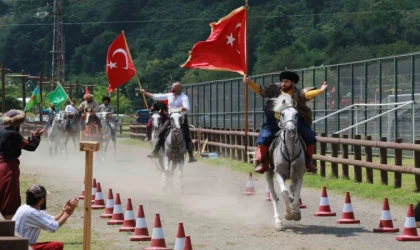 Ünye’de atlı spor gösterileri düzenlendi