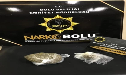 Yolcu olarak bindiği otobüste 54,88 gram uyuşturucu ile yakalandı